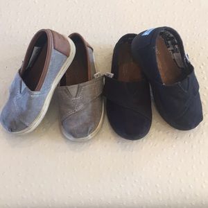 2 PAIR! Toddler TOMS shoes
